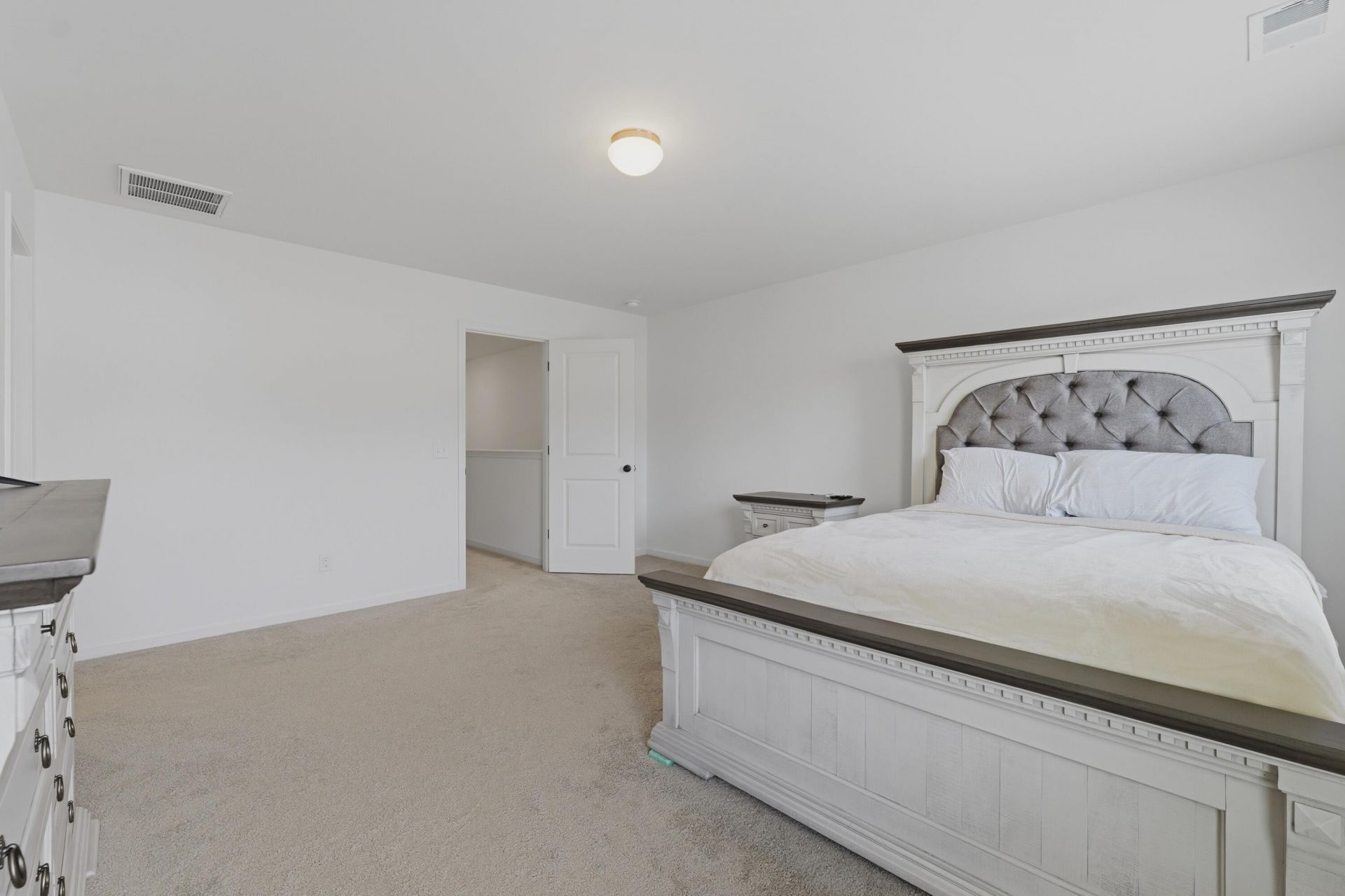 290 Surfbird Road Photo 13