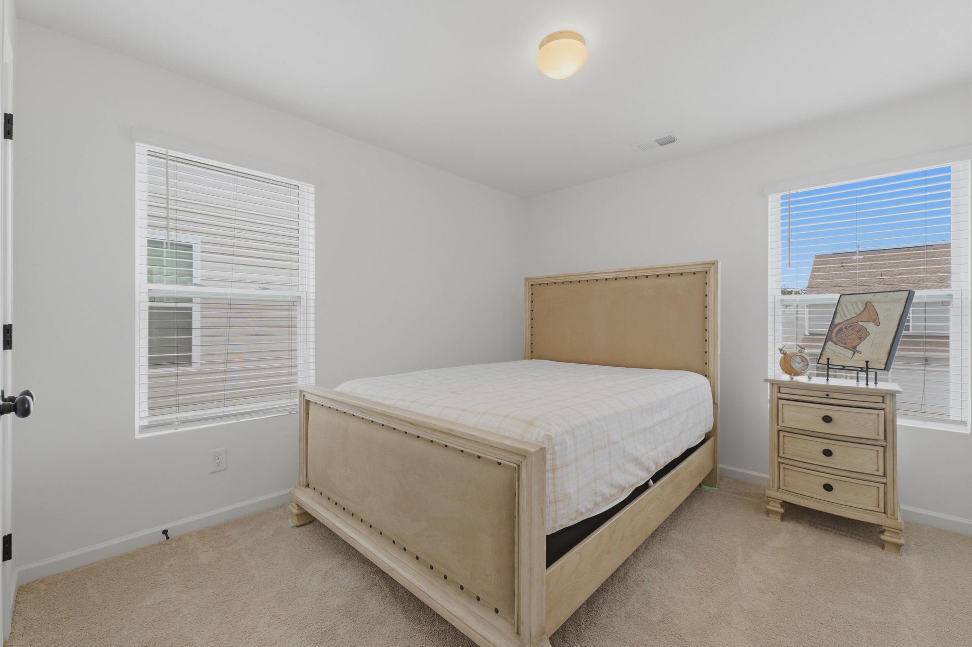 290 Surfbird Road Photo 16