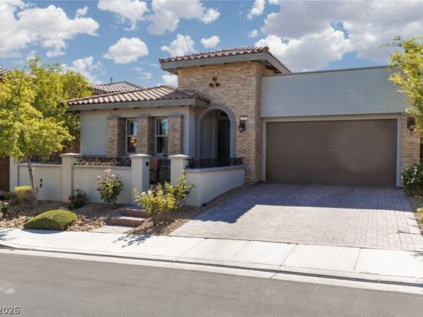 325 Castellari Drive , Las Vegas, NV 89138