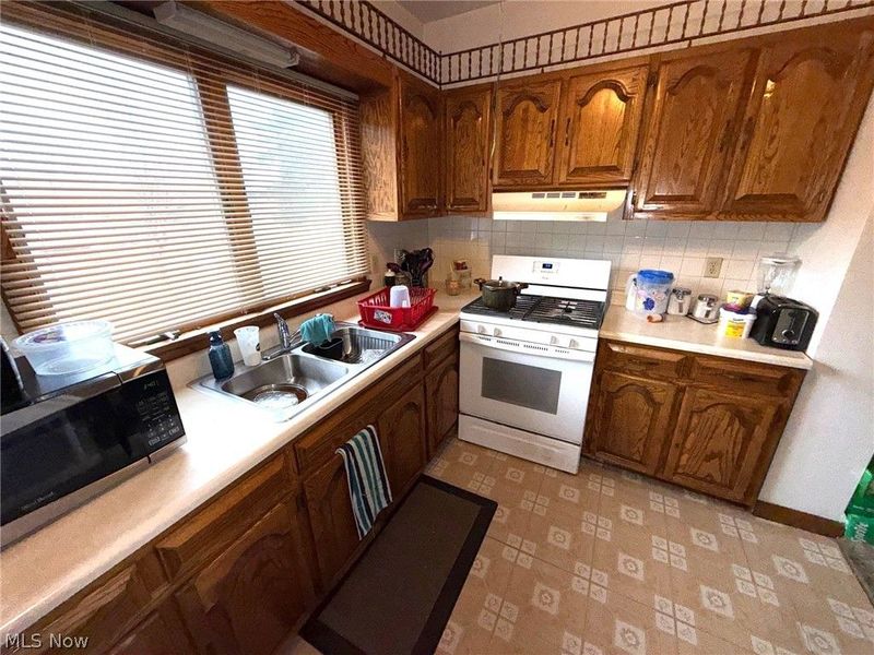 814 North Road NE, Warren, OH 44483 Photo 18