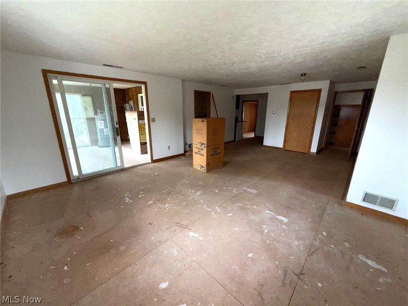 814 North Road NE, Warren, OH 44483 Photo 19