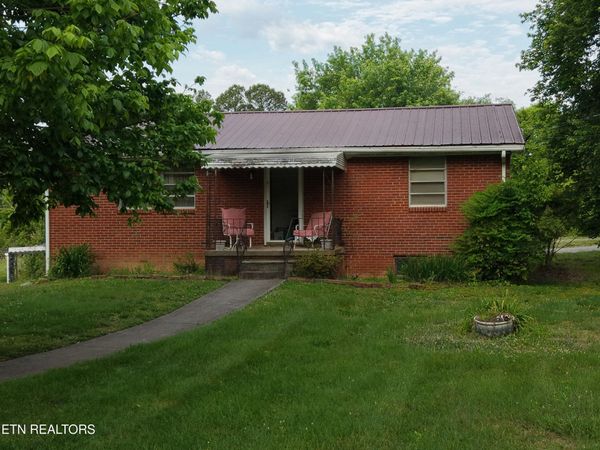 3227 George Light Rd, Knoxville, TN 37931