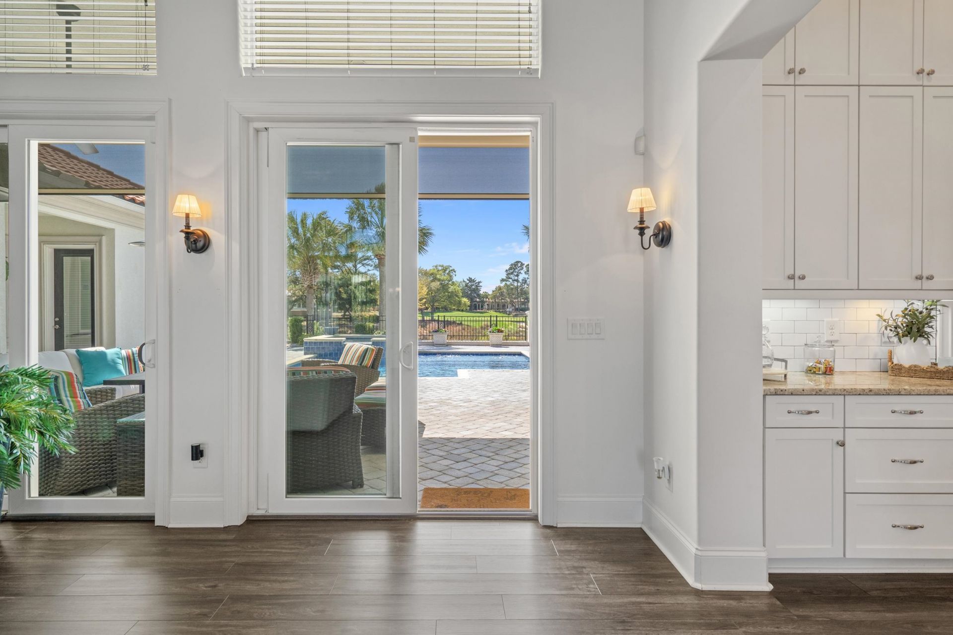 9261 Venezia Circle Photo 11