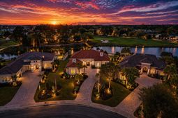 9261 Venezia Circle photo 4