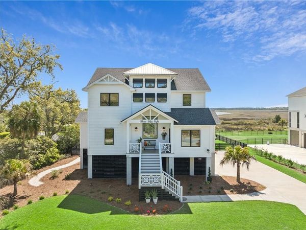 358 Maiden Creek Drive, Waverly, GA 31565