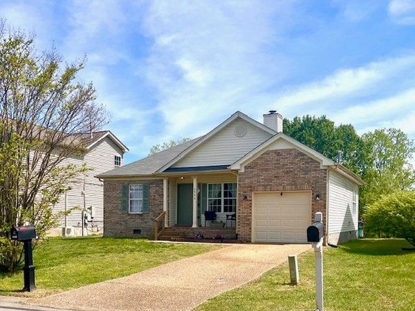 2940 Riverbend Dr, Nashville, TN 37214