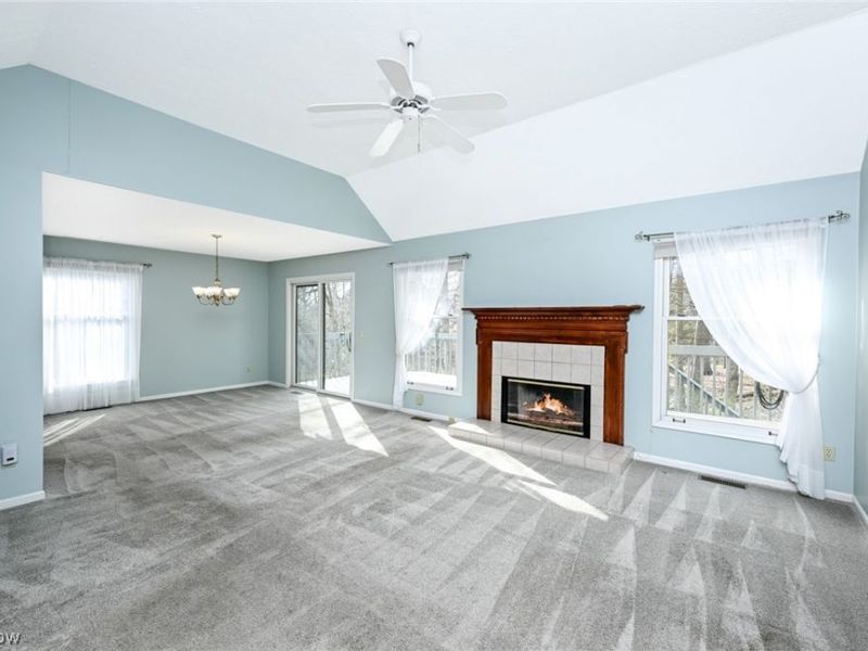 9096 Woodcrest Drive , Brecksville, OH 44141 Photo 12