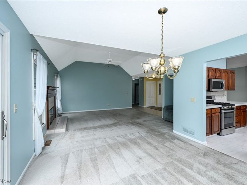 9096 Woodcrest Drive , Brecksville, OH 44141 Photo 17