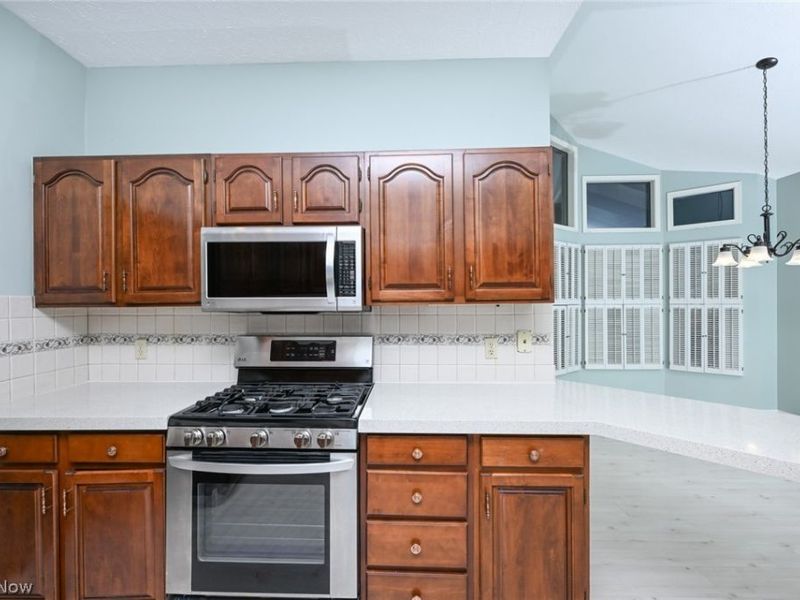 9096 Woodcrest Drive , Brecksville, OH 44141 Photo 25