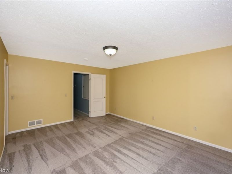 9096 Woodcrest Drive , Brecksville, OH 44141 Photo 34