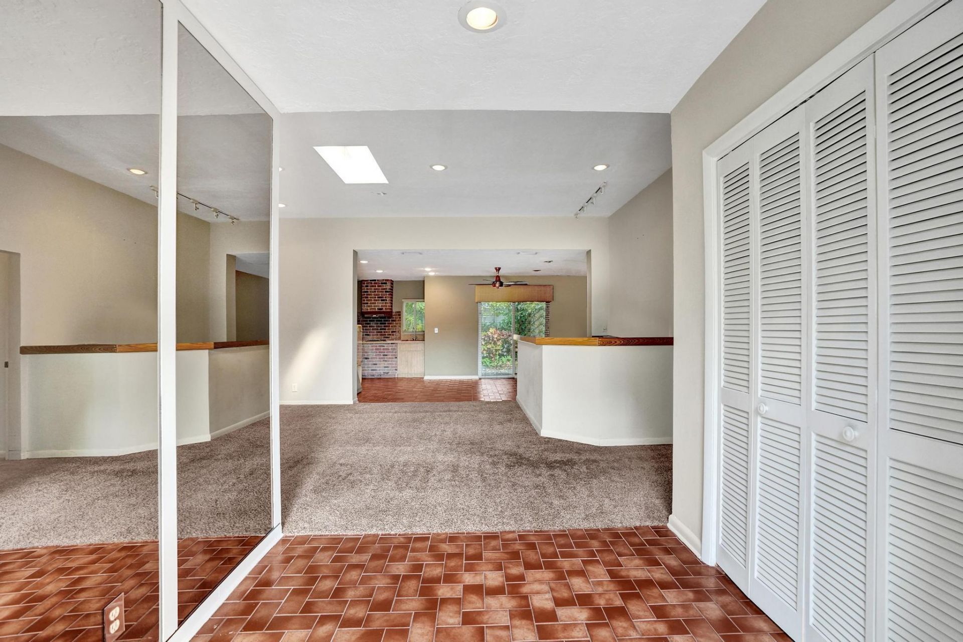 6207 Jacaranda Circle, Tamarac, FL 33319 Photo