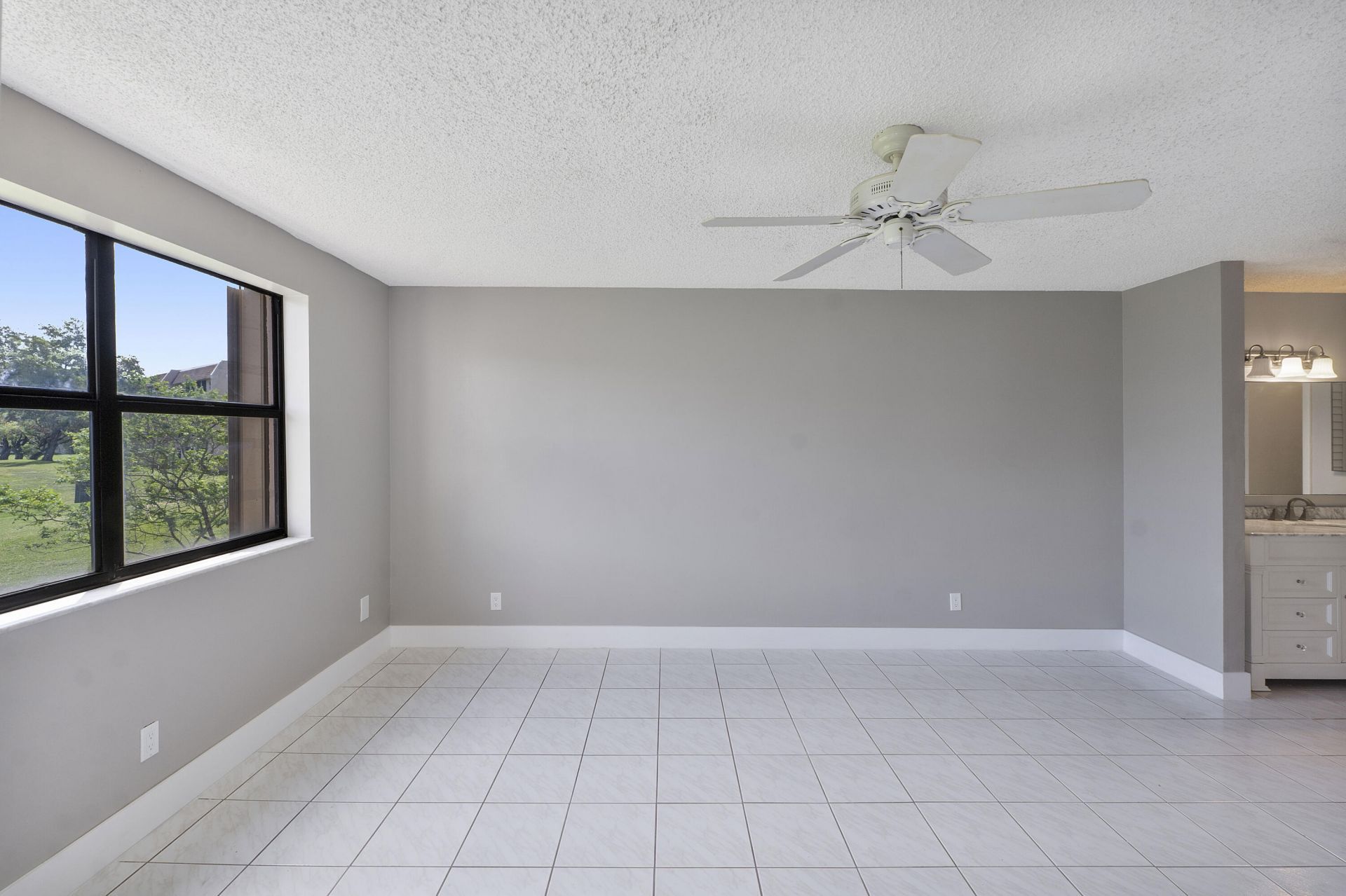 2606 NW 104th Avenue, Unit 208, Sunrise, FL 33322 Photo
