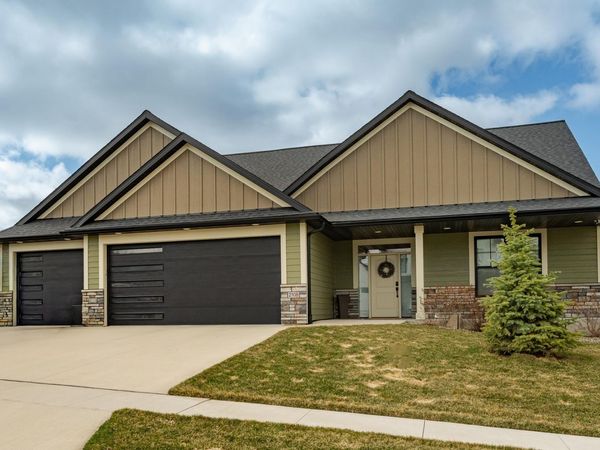 2108 Whitlee Lane SW, Rochester, MN 55902