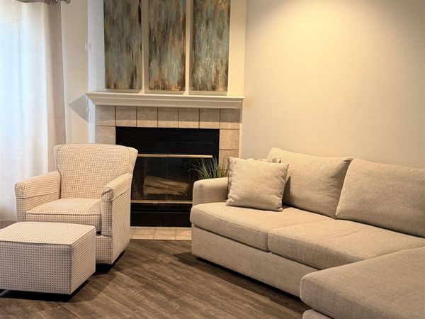 24 Higgins Ct, Baton Rouge, LA 70808