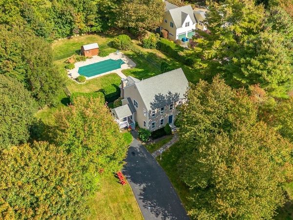 20 Country Farm Rd, East Bridgewater, MA 02333