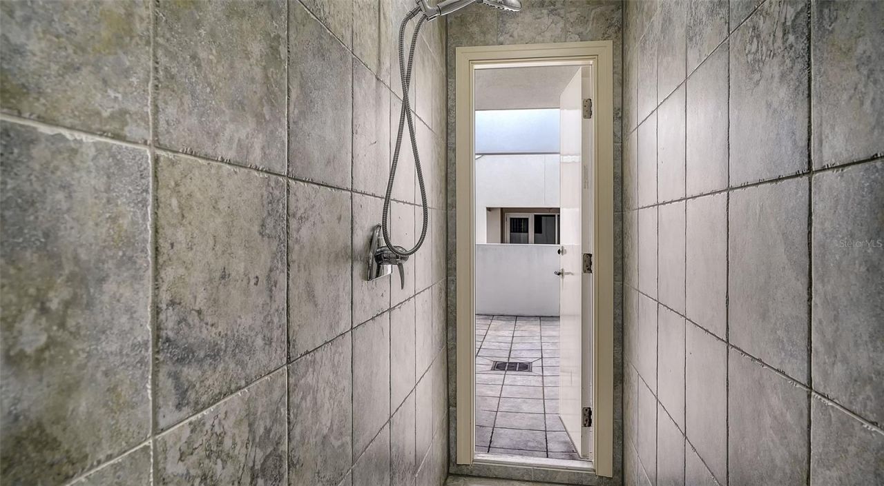 235 Cocoanut Avenue, Unit 106-B, Sarasota, FL 34236 Photo