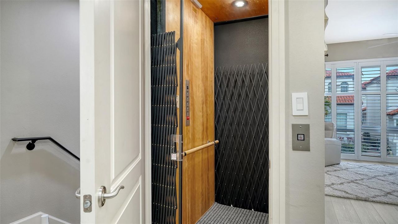 235 Cocoanut Avenue, Unit 106-B, Sarasota, FL 34236 Photo