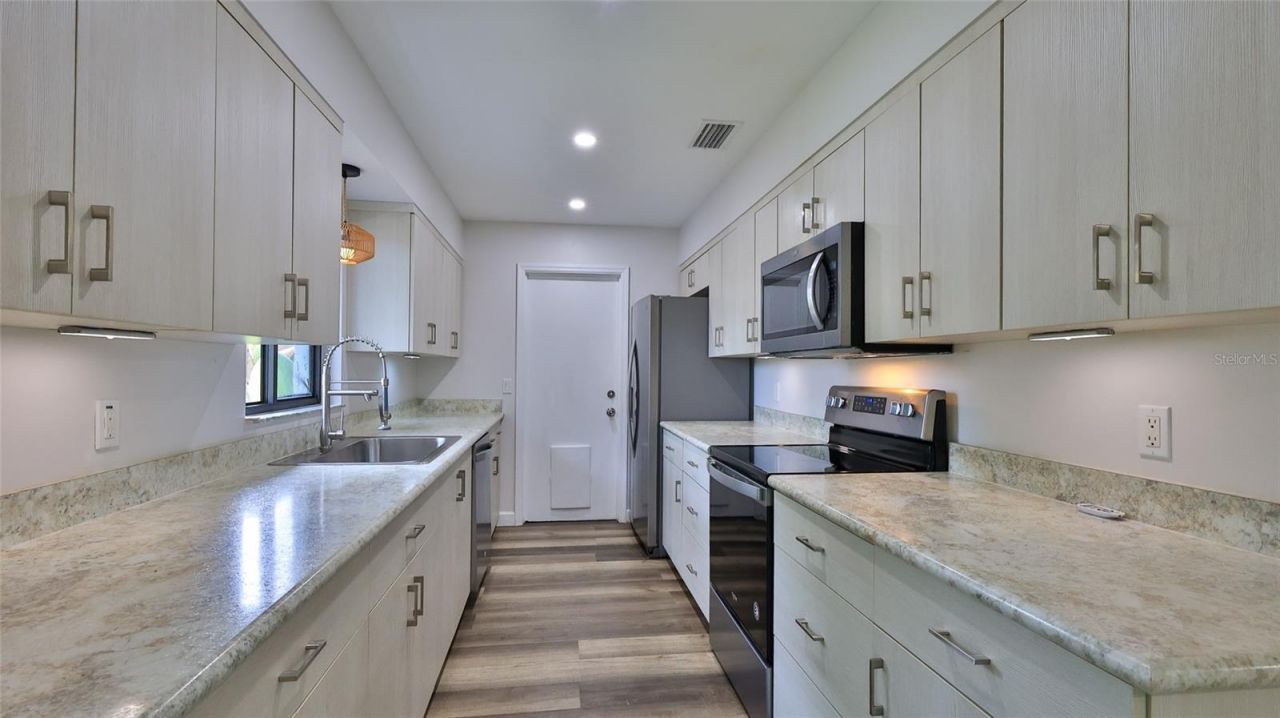 2917 Sabal Palm Drive, Edgewater, FL 32141 Photo