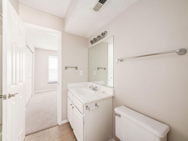 2727 Greystone Drive , Unit A, Columbus, OH 43220 Photo 17