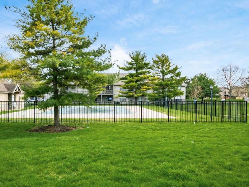 2727 Greystone Drive , Unit A, Columbus, OH 43220 Photo 26