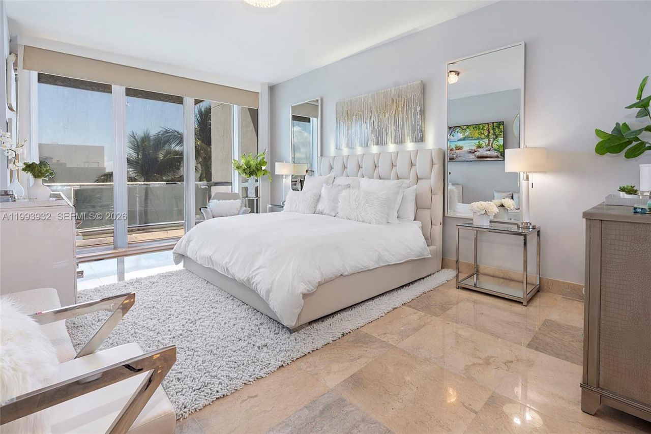 100 S Pointe Dr , Unit 506, Miami Beach, FL 33139 Photo