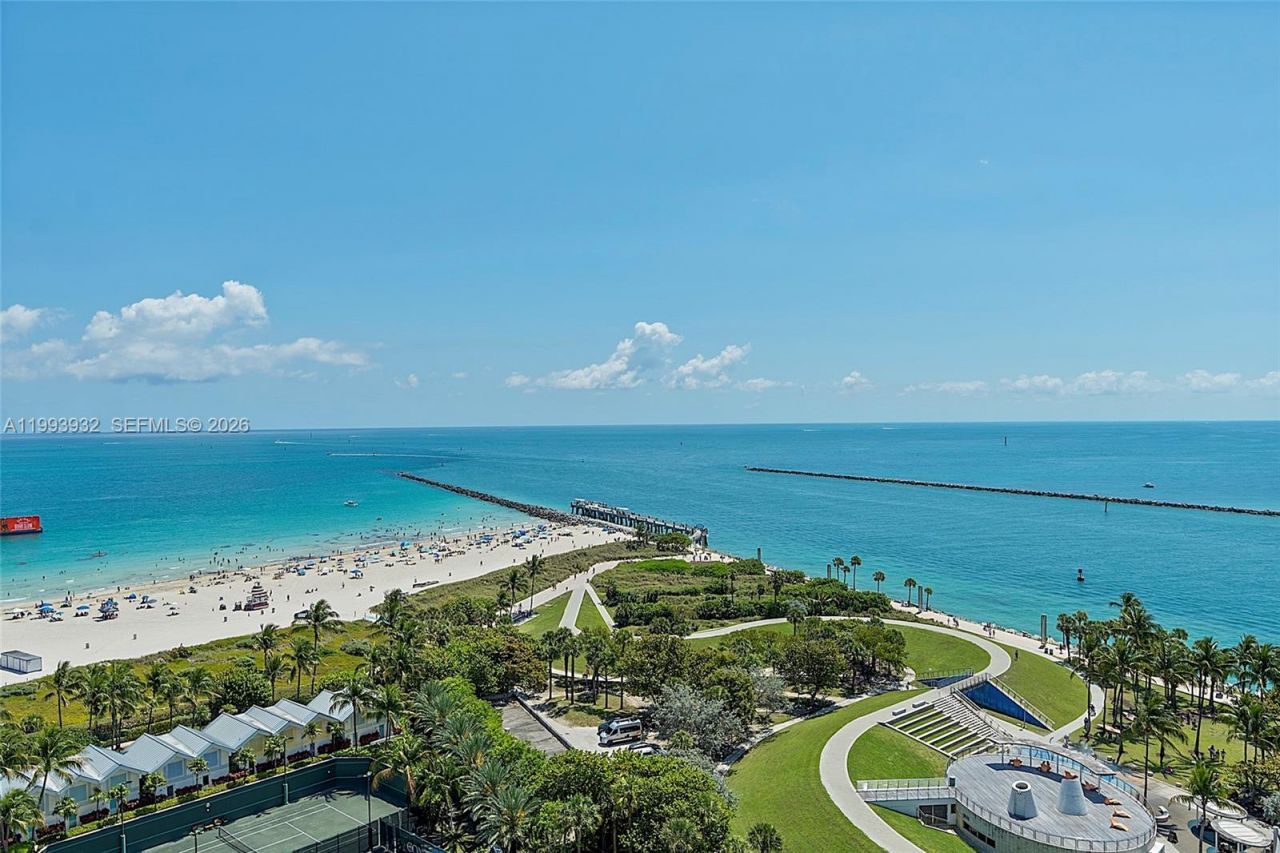 100 S Pointe Dr, Unit 506, Miami Beach, FL 33139 Photo