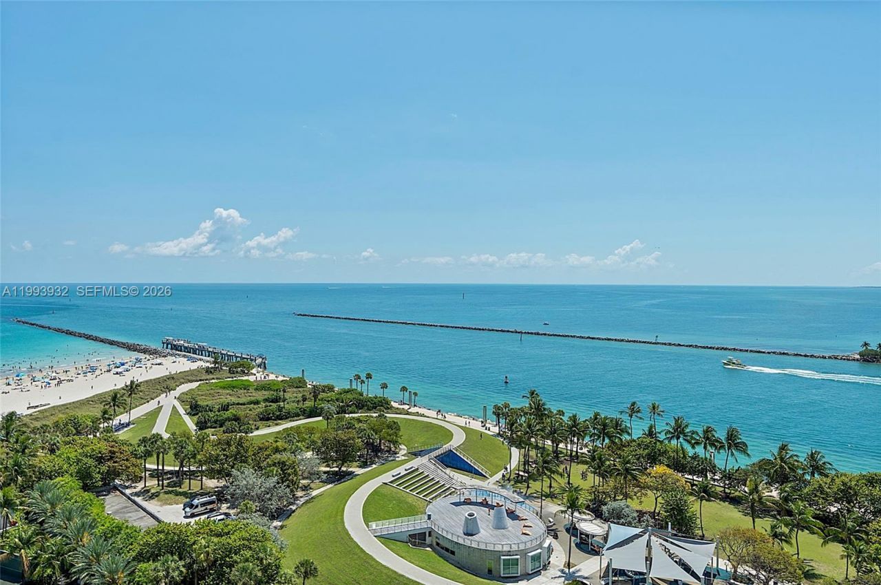 100 S Pointe Dr, Unit 506, Miami Beach, FL 33139 Photo