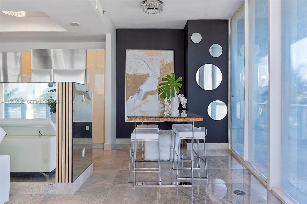 100 S Pointe Dr , Unit 506, Miami Beach, FL 33139 Photo