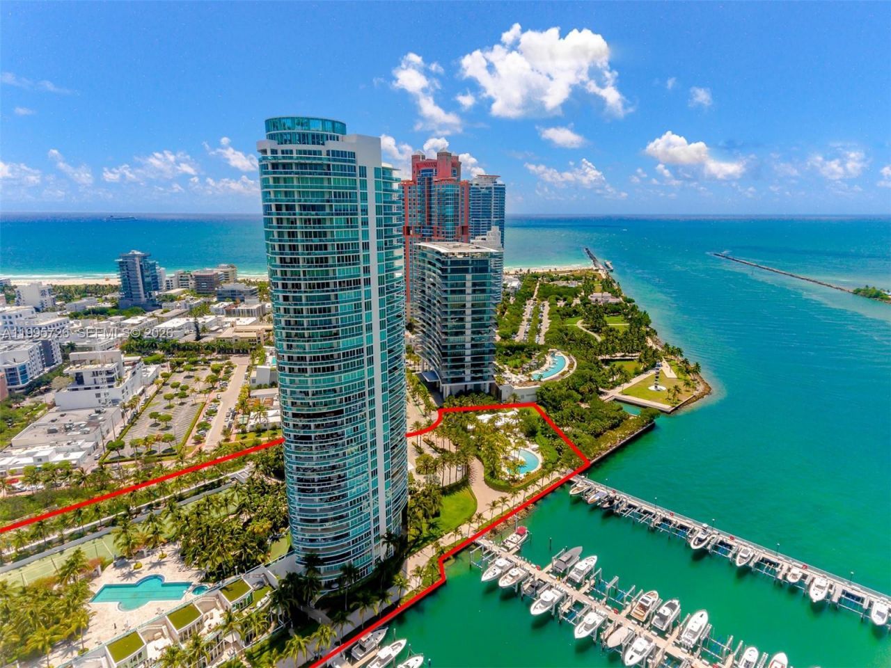 1000 S Pointe Drive, Unit 905, Miami Beach, FL 33139 Photo