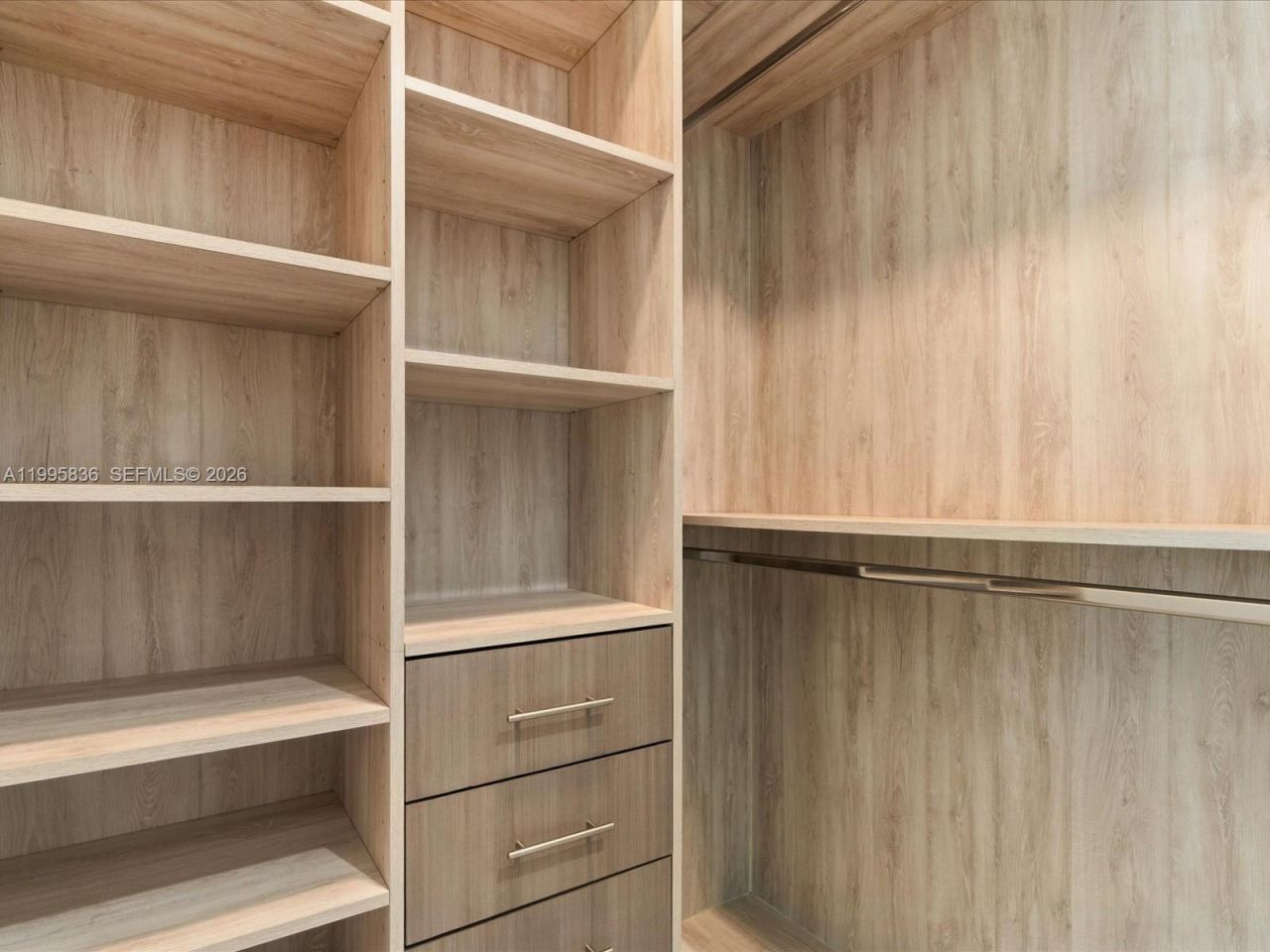 529 SW 11th St, Unit 303, Miami, FL 33129 Photo