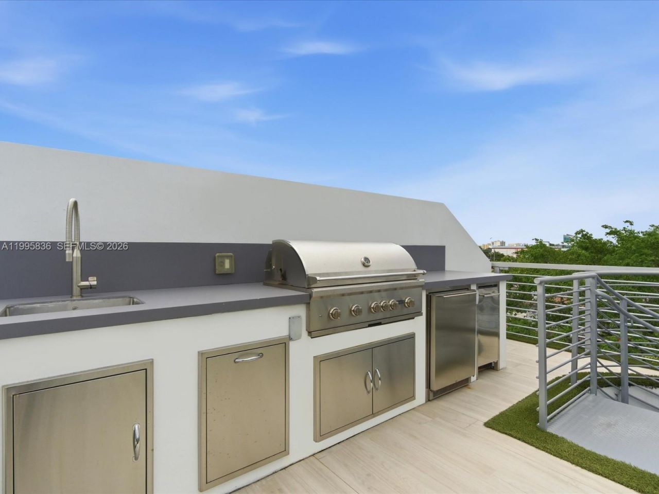 529 SW 11th St, Unit 303, Miami, FL 33129 Photo