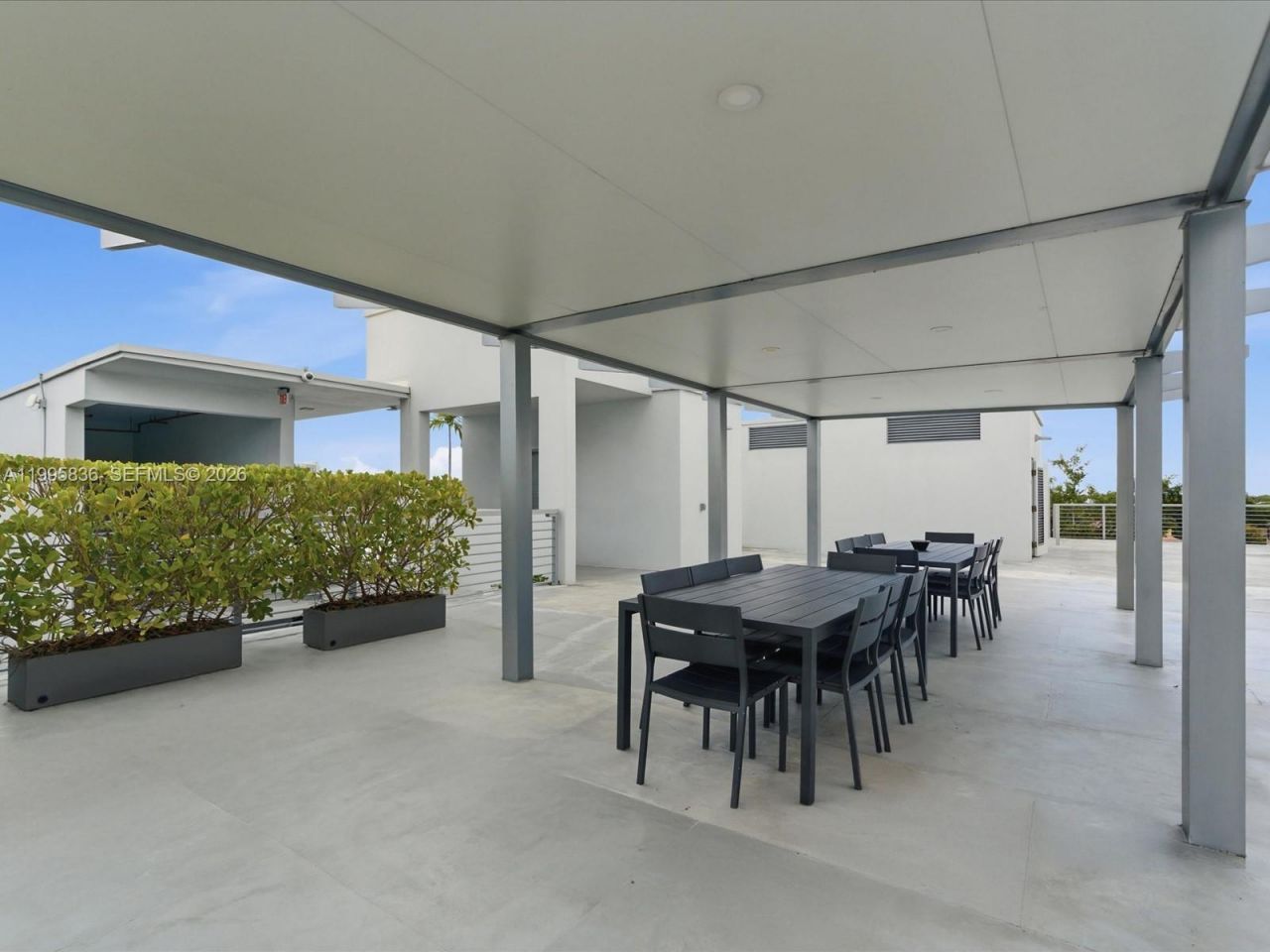 529 SW 11th St, Unit 303, Miami, FL 33129 Photo