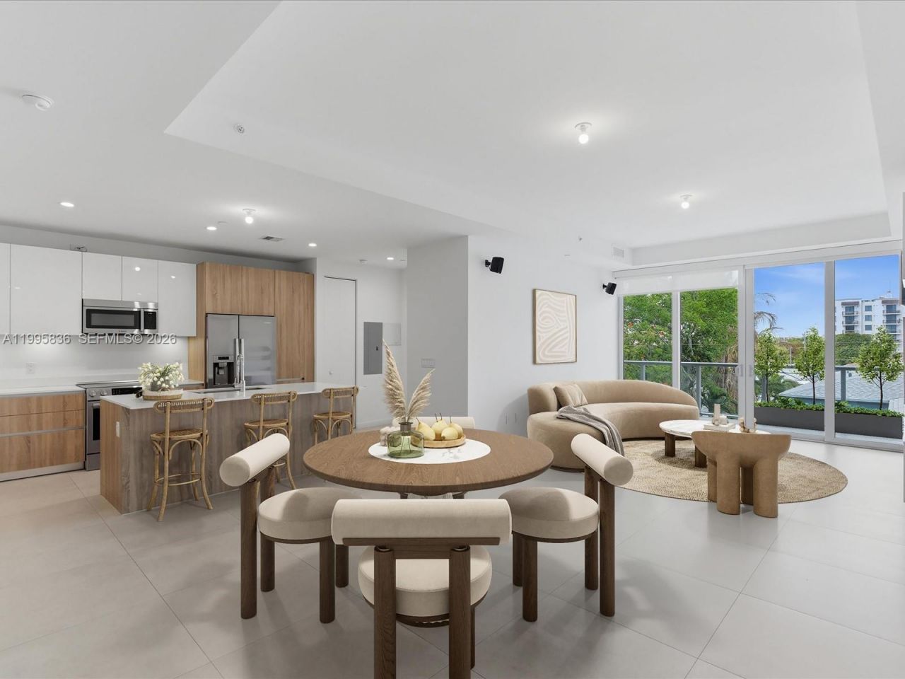 529 SW 11th St, Unit 303, Miami, FL 33129 Photo