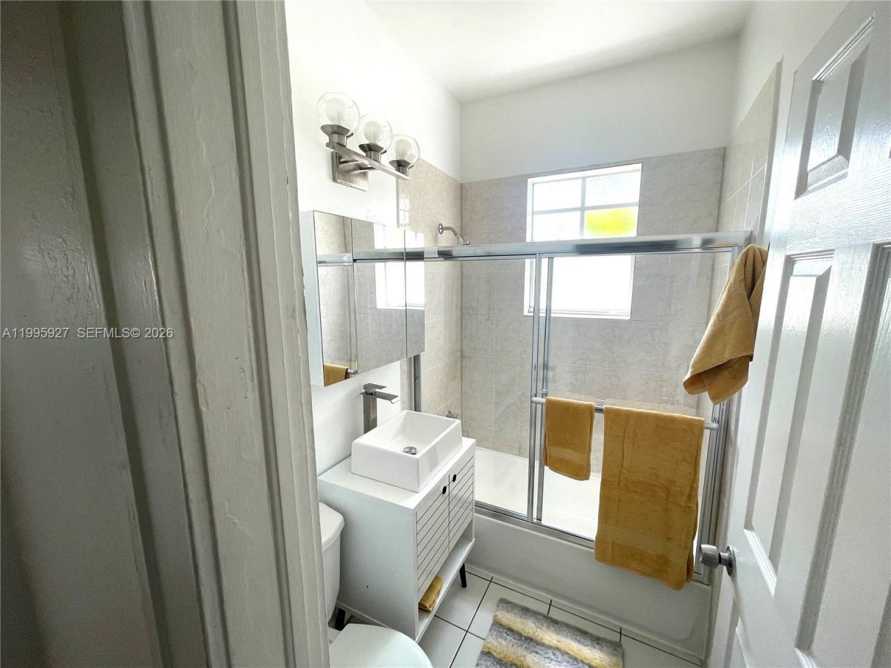 1611 Michigan Ave , Unit 27, Miami Beach, FL 33139 Photo