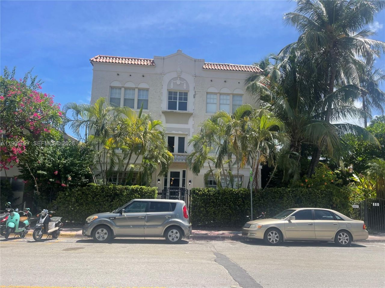 1611 Michigan Ave , Unit 27, Miami Beach, FL 33139 Photo