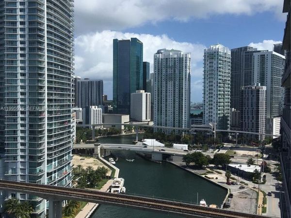 185 SW 7th St, Unit 3211, Miami, FL 33130