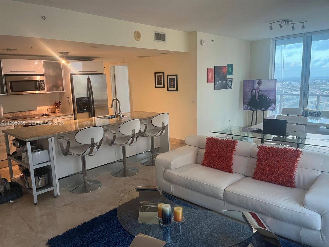 185 SW 7th St, Unit 3211, Miami, FL 33130 Photo