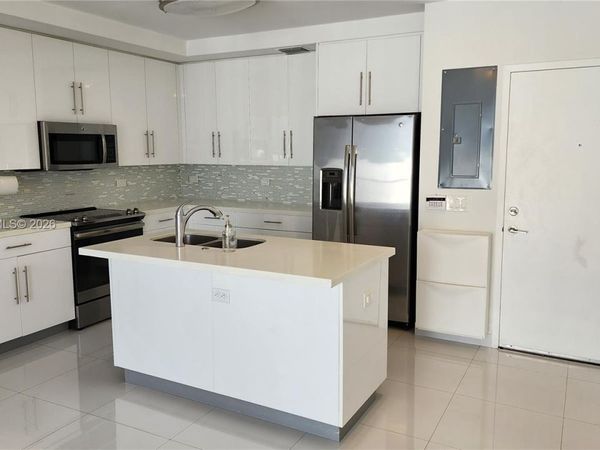 2651 NE 212th Ter , Unit 306, Miami, FL 33180