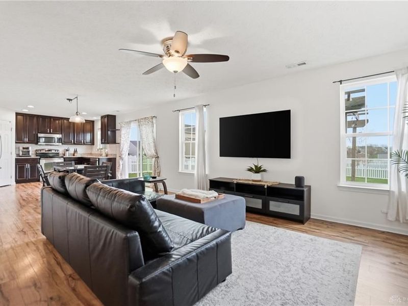 1204 Senna Street, Tipp City, OH 45371 Photo 6