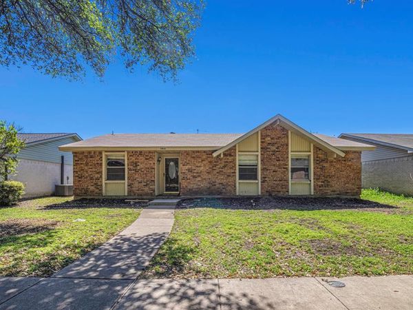1814 Addington Drive, Carrollton, TX 75007