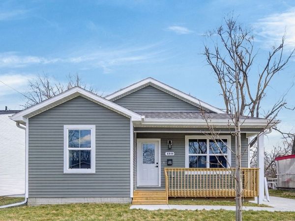 1245 E 16th Street, Des Moines, IA 50316