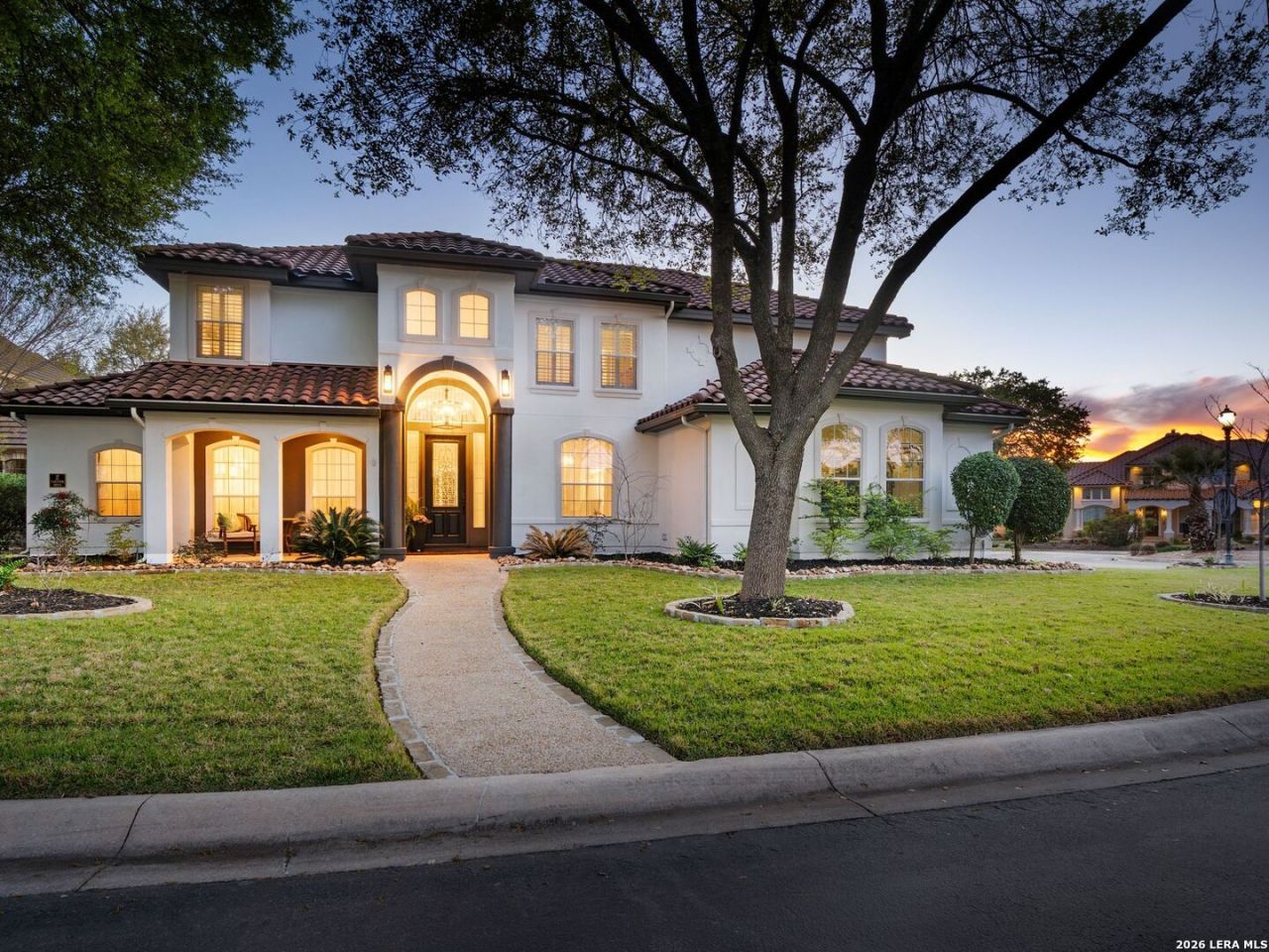 2 Lakeside Dr, San Antonio, TX 78248 Main Photo