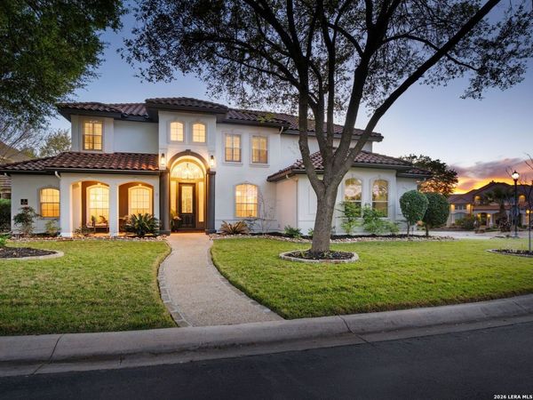 2 LAKESIDE DR, San Antonio, TX 78248