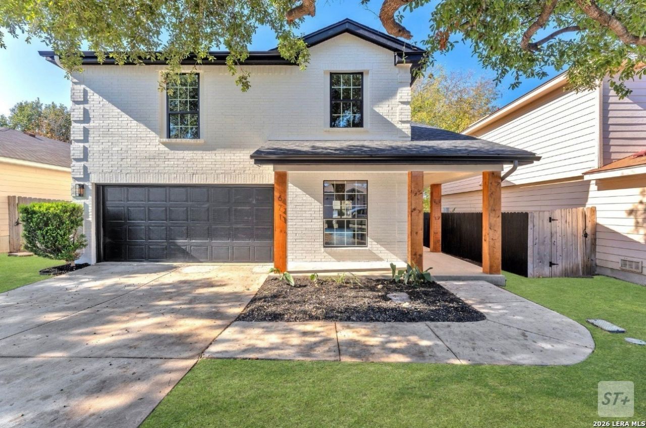 671 Lynx Mountain, San Antonio, TX 78251 Main Photo