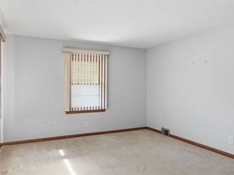 1350 Eastland Avenue SE, Warren, OH 44484 Photo 10