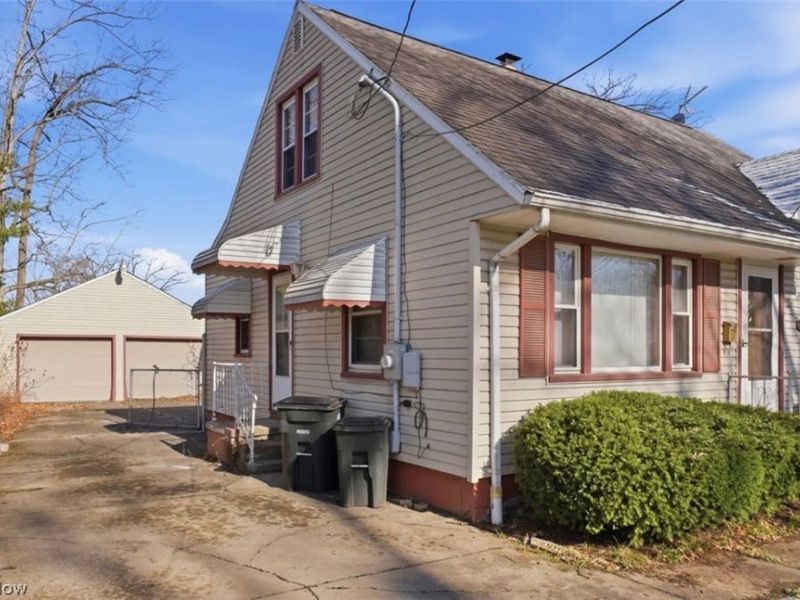 1350 Eastland Avenue SE, Warren, OH 44484 Photo 3