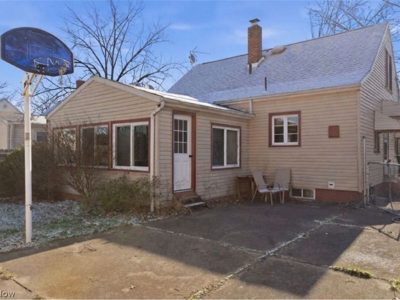 1350 Eastland Avenue SE, Warren, OH 44484 Photo 4