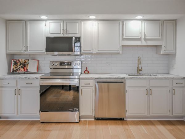 732 Grandview Drive, Springfield, OH 45503