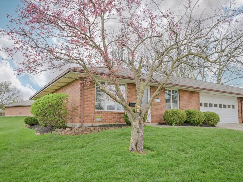 732 Grandview Drive, Springfield, OH 45503 Photo 2