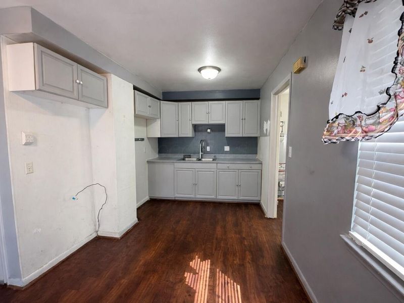 3498 Bremen Street , Columbus, OH 43224 Photo 9